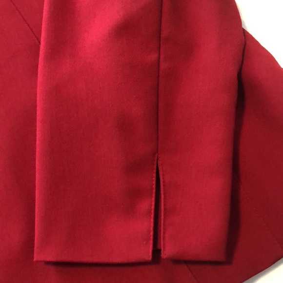 Red Jacket - Picture 10 of 10